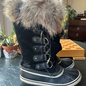 Sorel Joan of Arctic Boot size 8